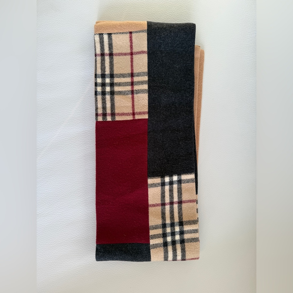 Burberry London Merino Wool/Cashmere Patchwork Check Scarf - Picture 5 of 9